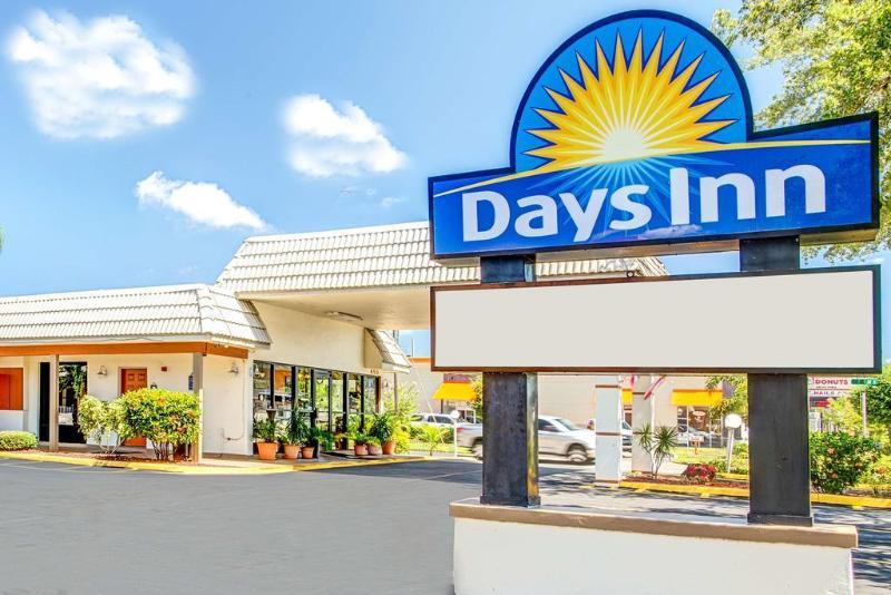 Motel Days By Wyndham St. Petersburg / Tampa Bay Area Pinellas Park