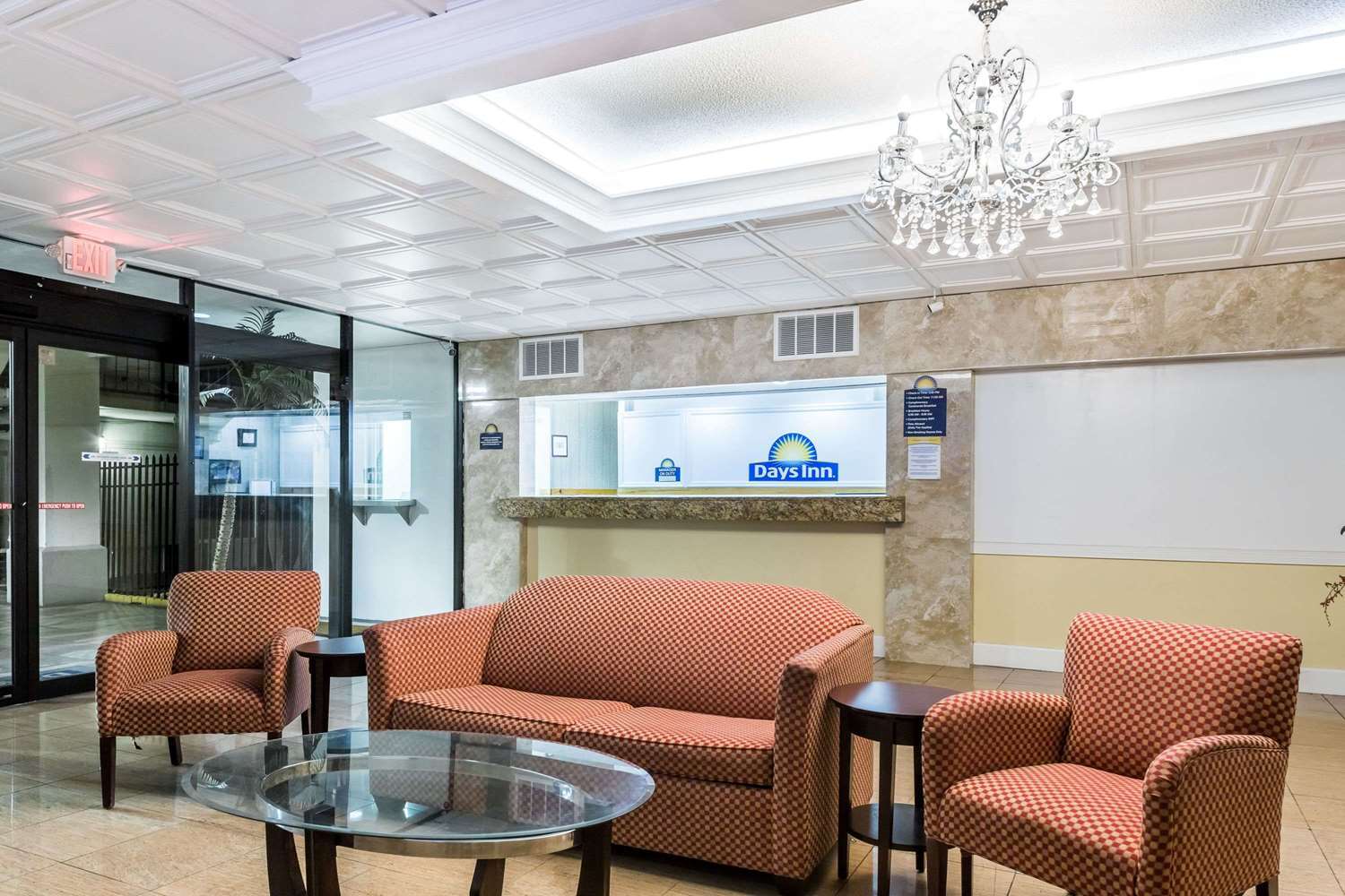 Days By Wyndham St. Petersburg / Tampa Bay Area Motel